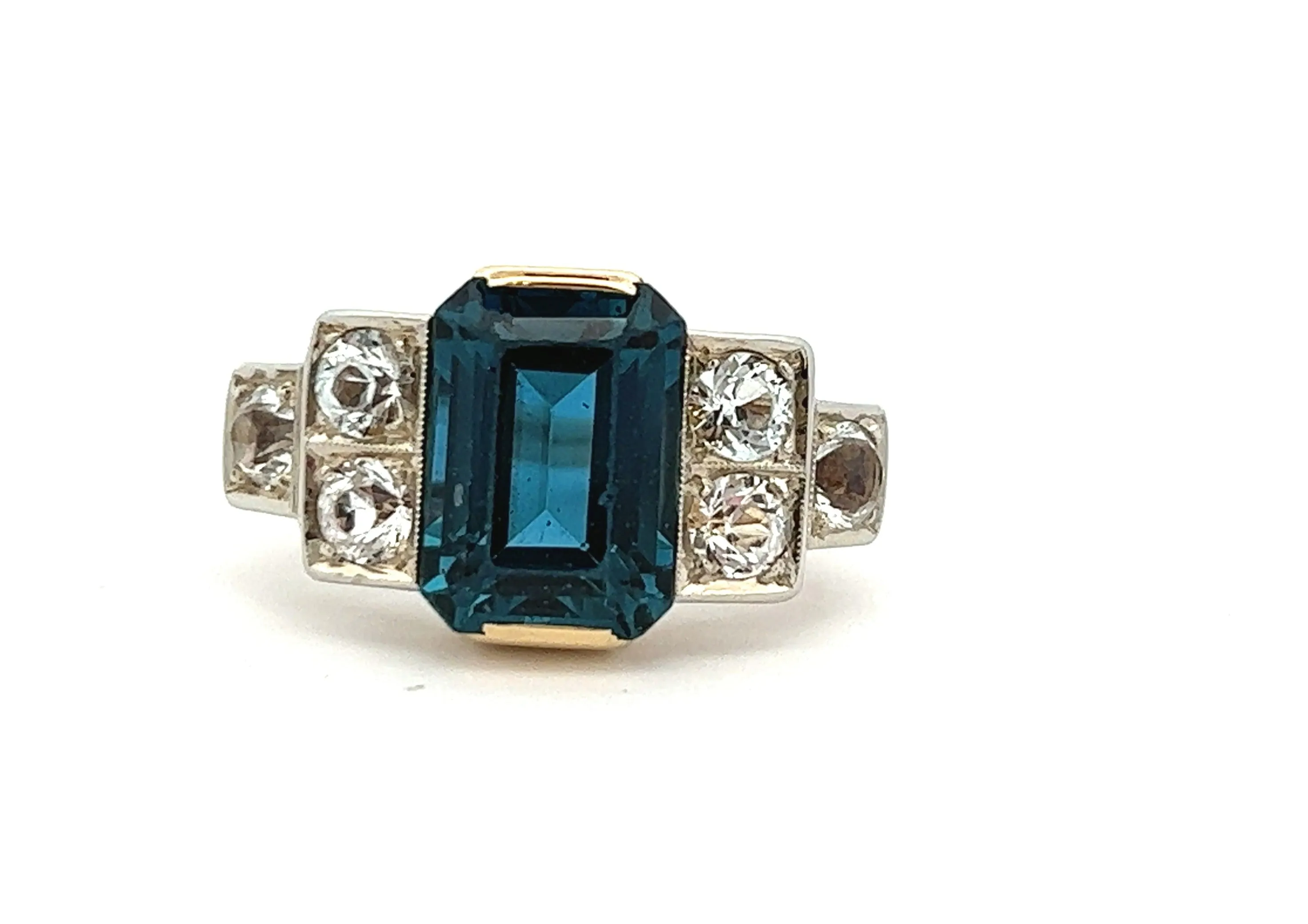 14ct Yellow Gold Spinel Ring