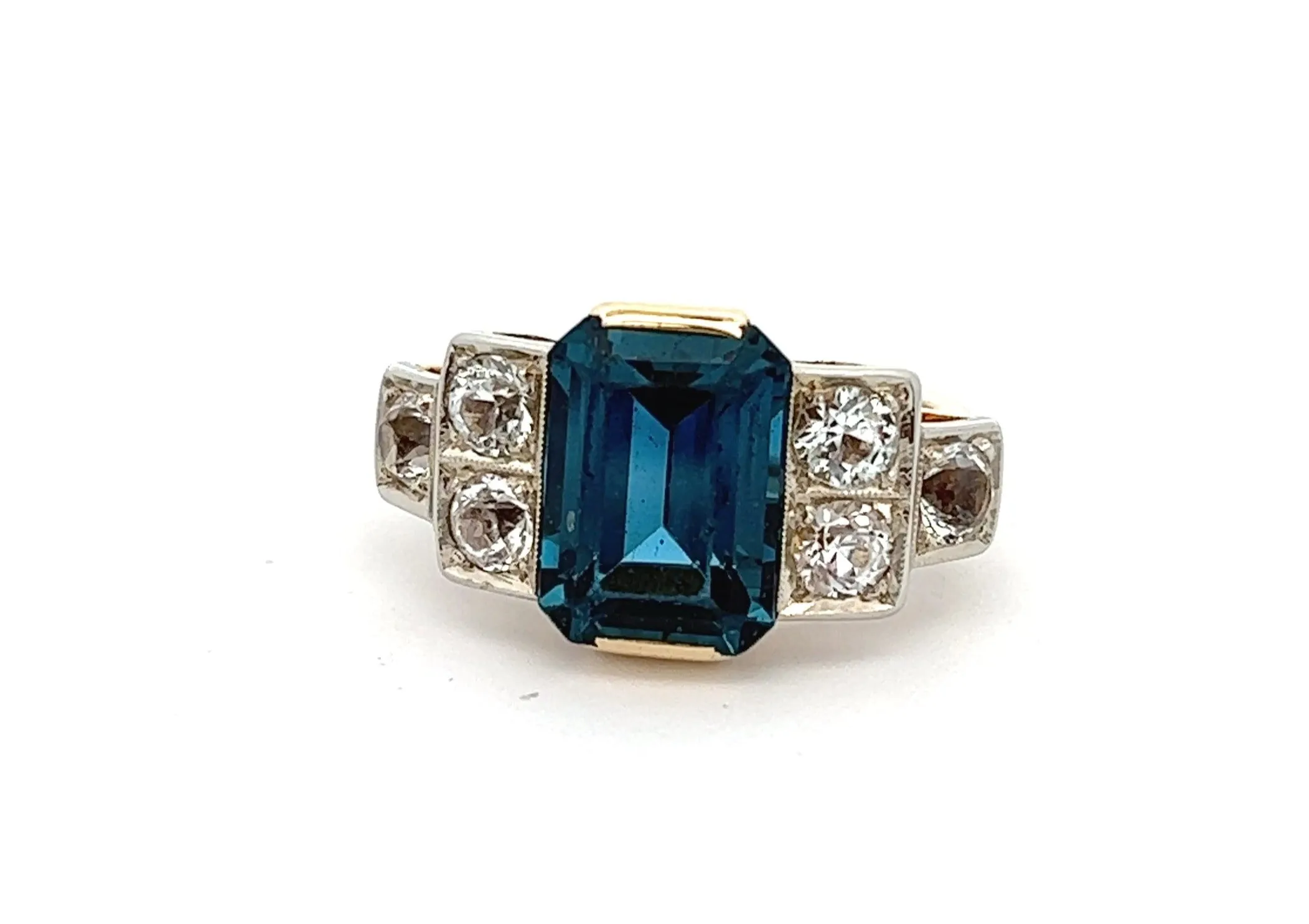 14ct Yellow Gold Spinel Ring
