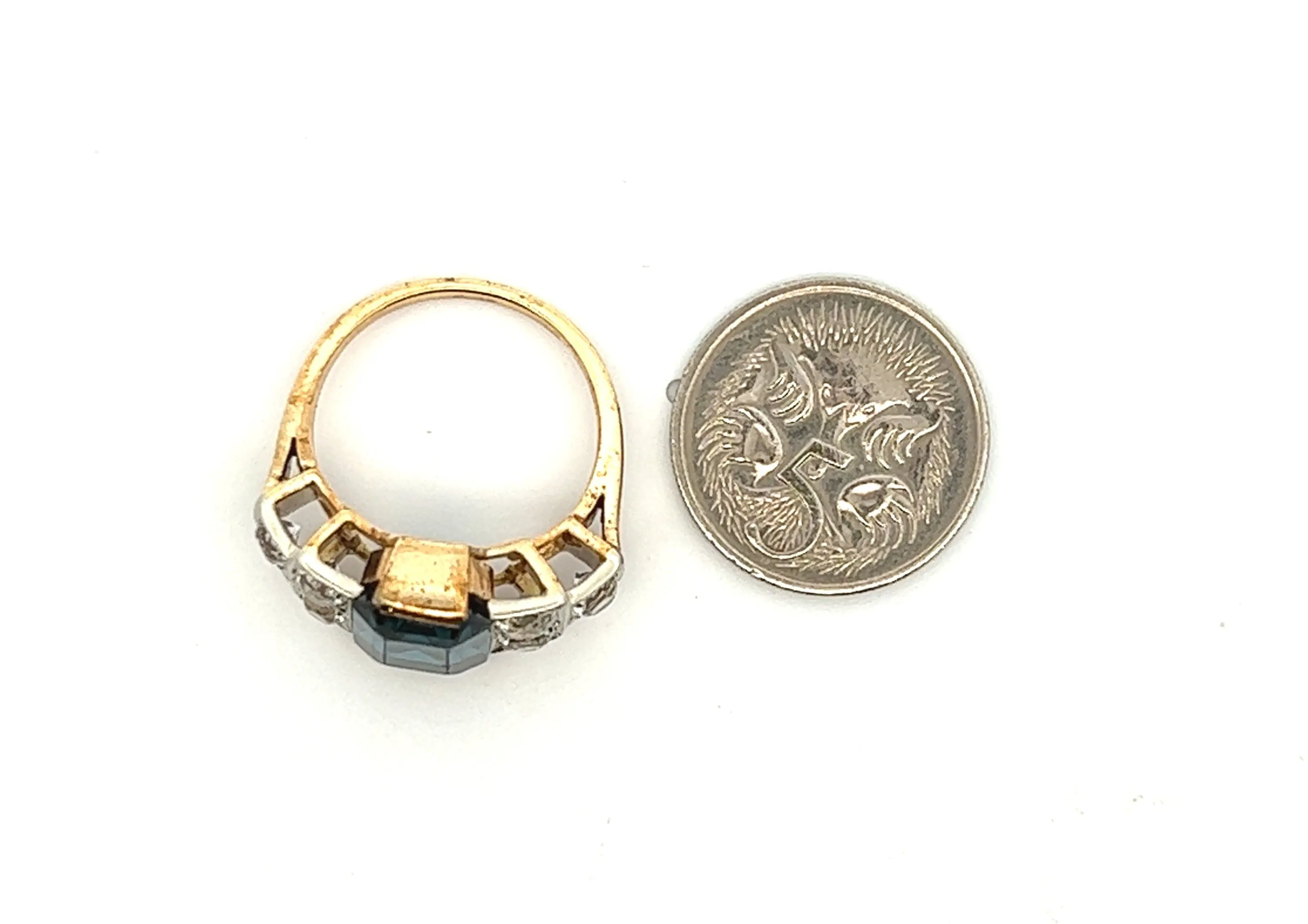 14ct Yellow Gold Spinel Ring