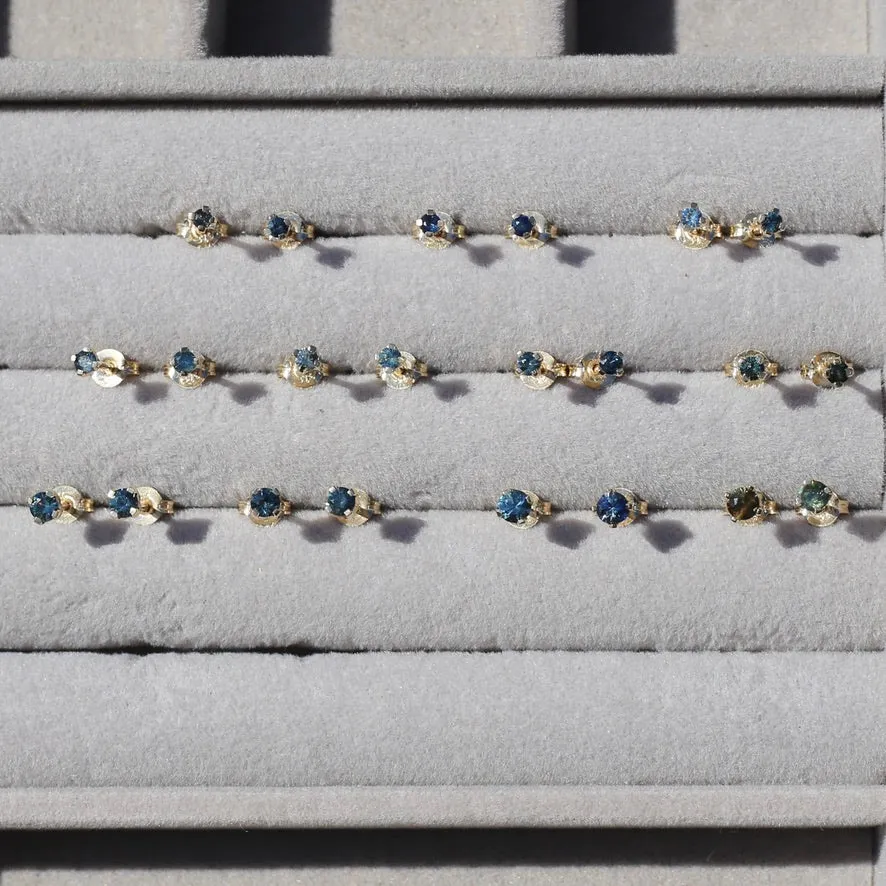 2.7mm Parti Stud Earrings, Parti Blue, 4 claw 9ct Yellow Gold