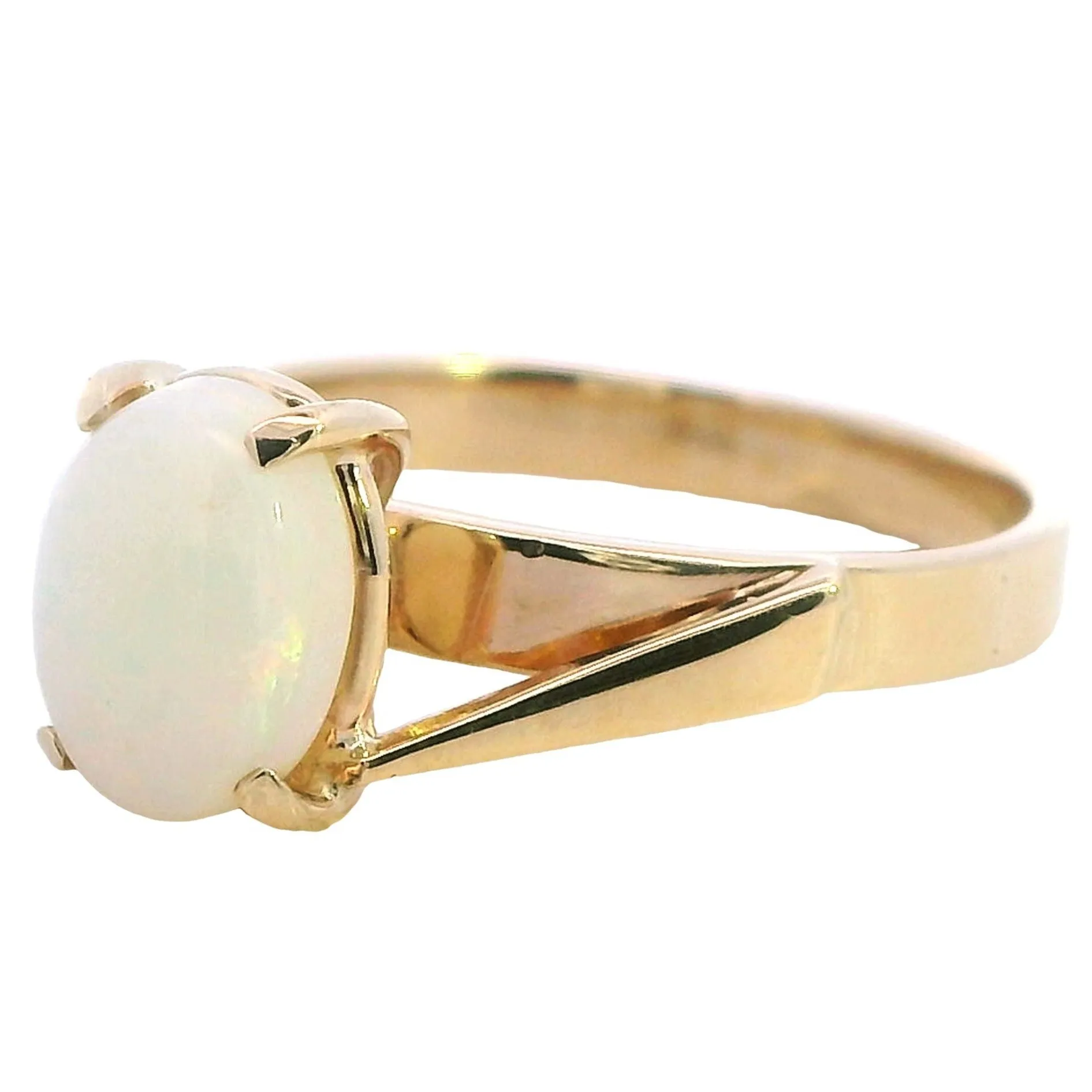 Captivating Handmade 9ct Yellow Gold Opal Ring - Mesmerizing Play-of-Colour
