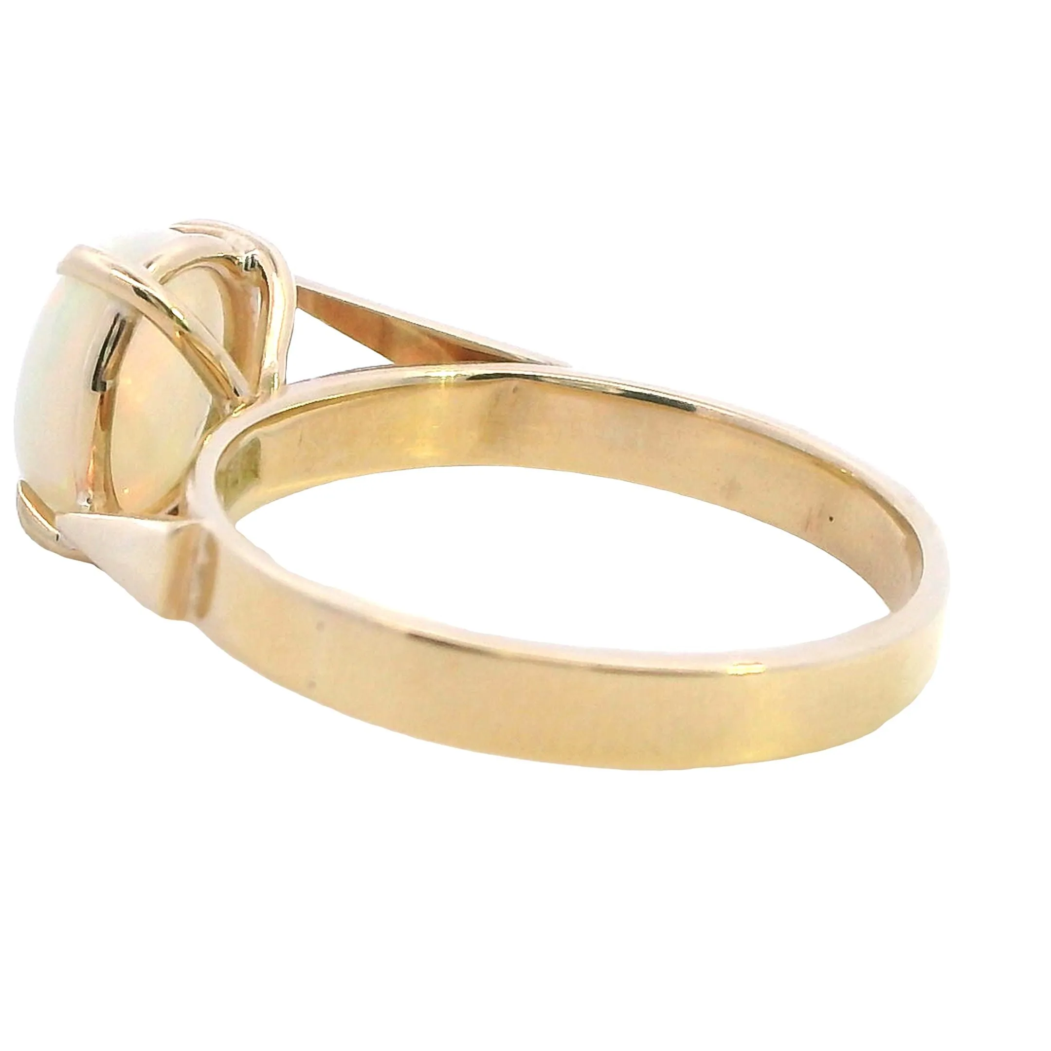 Captivating Handmade 9ct Yellow Gold Opal Ring - Mesmerizing Play-of-Colour
