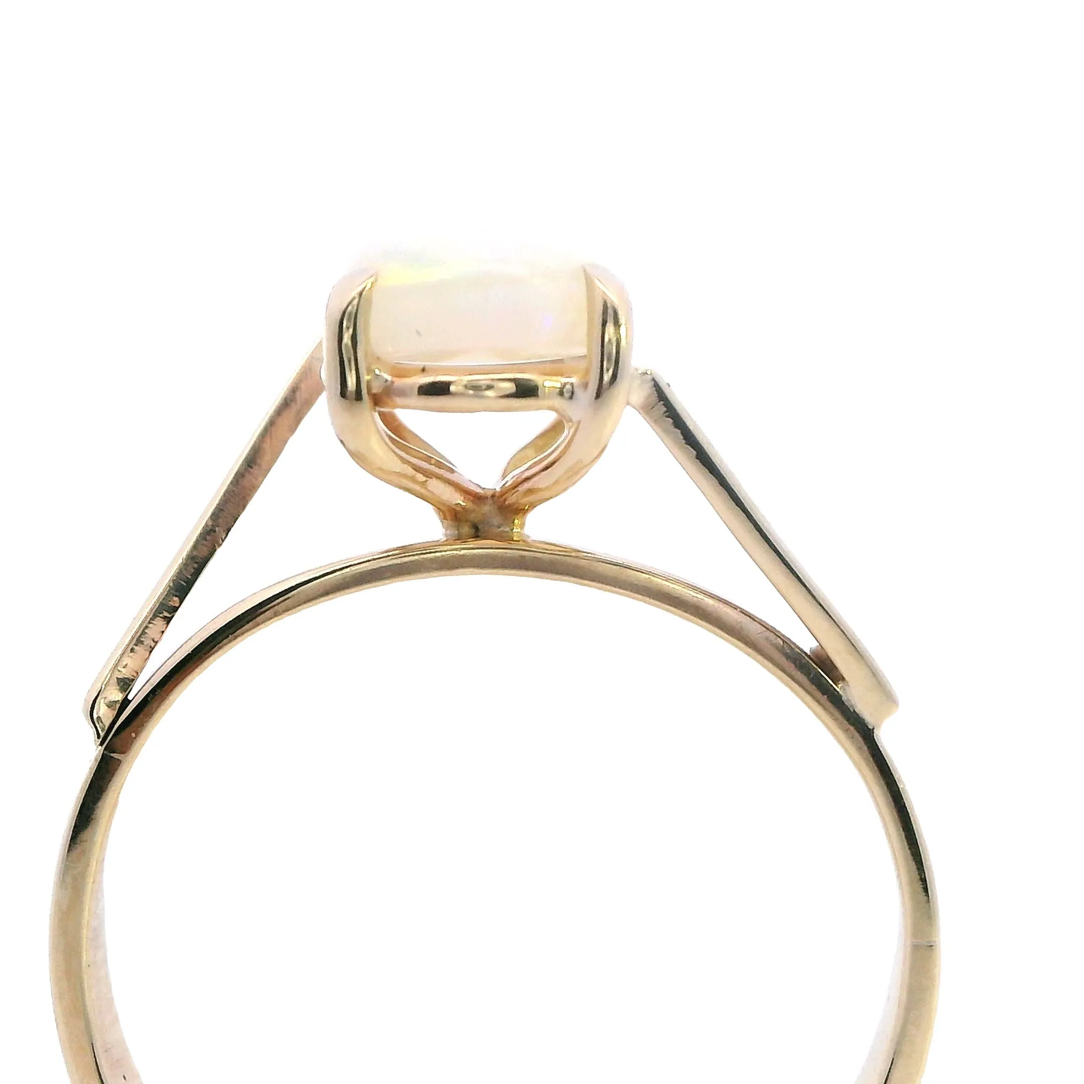 Captivating Handmade 9ct Yellow Gold Opal Ring - Mesmerizing Play-of-Colour