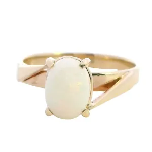 Captivating Handmade 9ct Yellow Gold Opal Ring - Mesmerizing Play-of-Colour