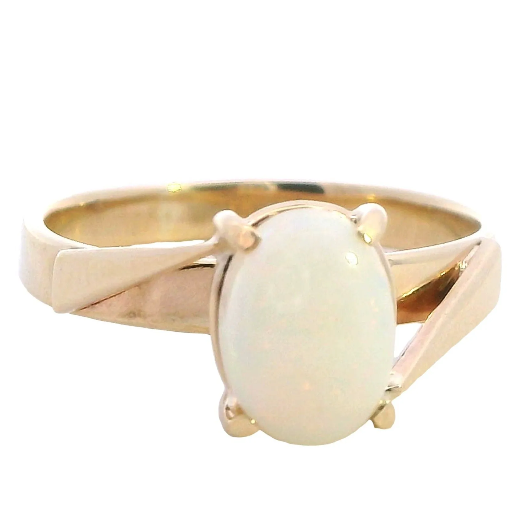 Captivating Handmade 9ct Yellow Gold Opal Ring - Mesmerizing Play-of-Colour