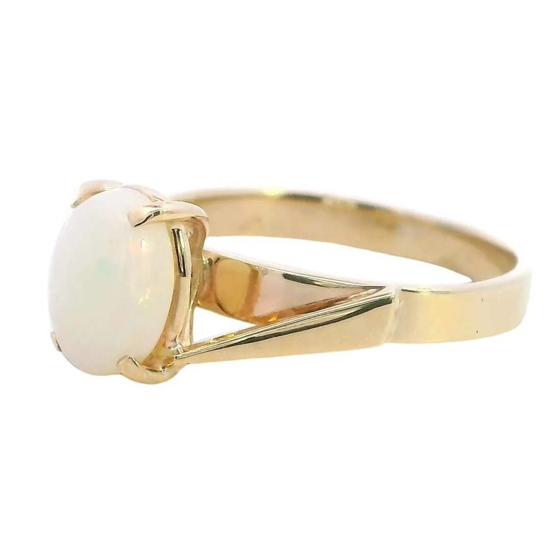 Captivating Handmade 9ct Yellow Gold Opal Ring - Mesmerizing Play-of-Colour