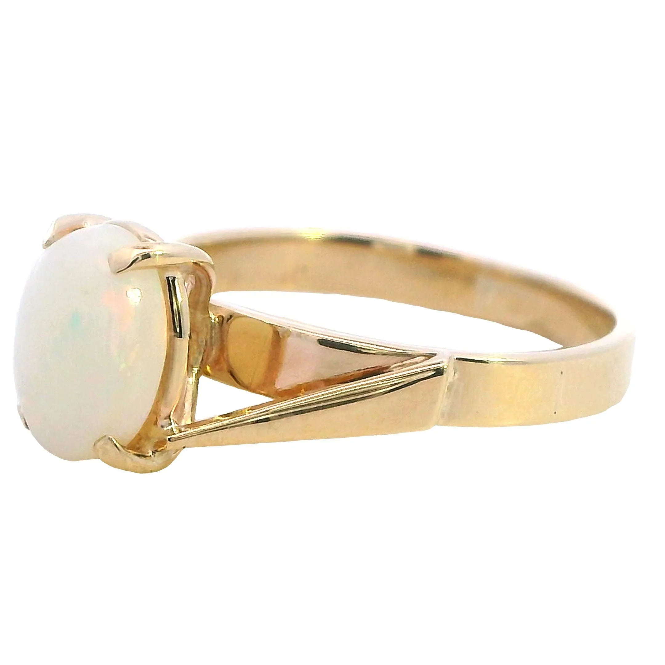 Captivating Handmade 9ct Yellow Gold Opal Ring - Mesmerizing Play-of-Colour