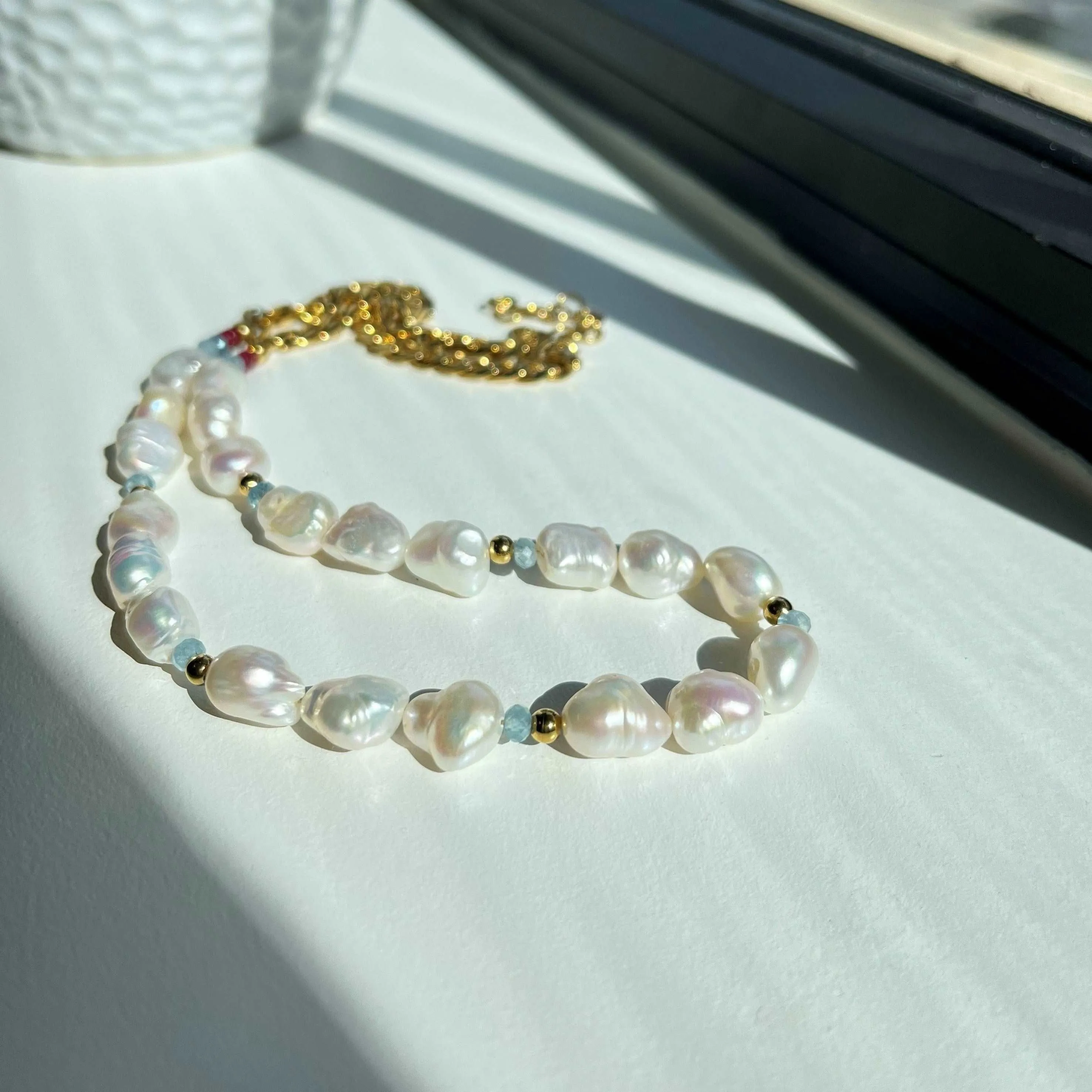 Concha Pearl Necklace