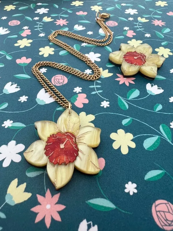 Daffodil Necklace & Brooch