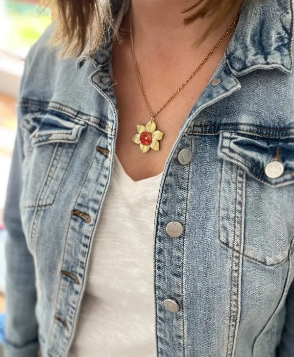 Daffodil Necklace & Brooch