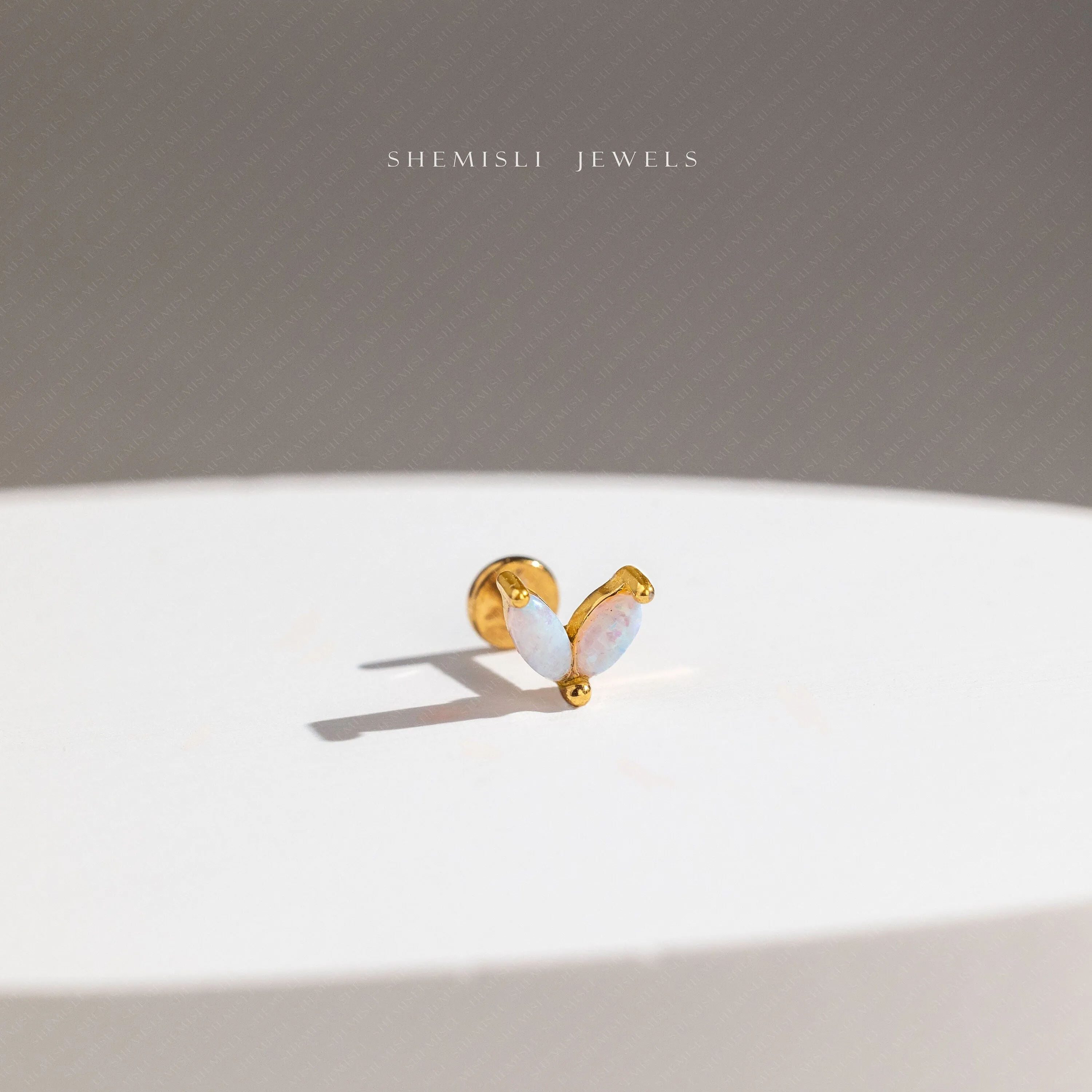 Dainty 2 leaf Opal Threadless Flat Back Tragus Stud, 20,18,16ga, 5-10mm Unisex, Surgical Steel SHEMISLI SS583