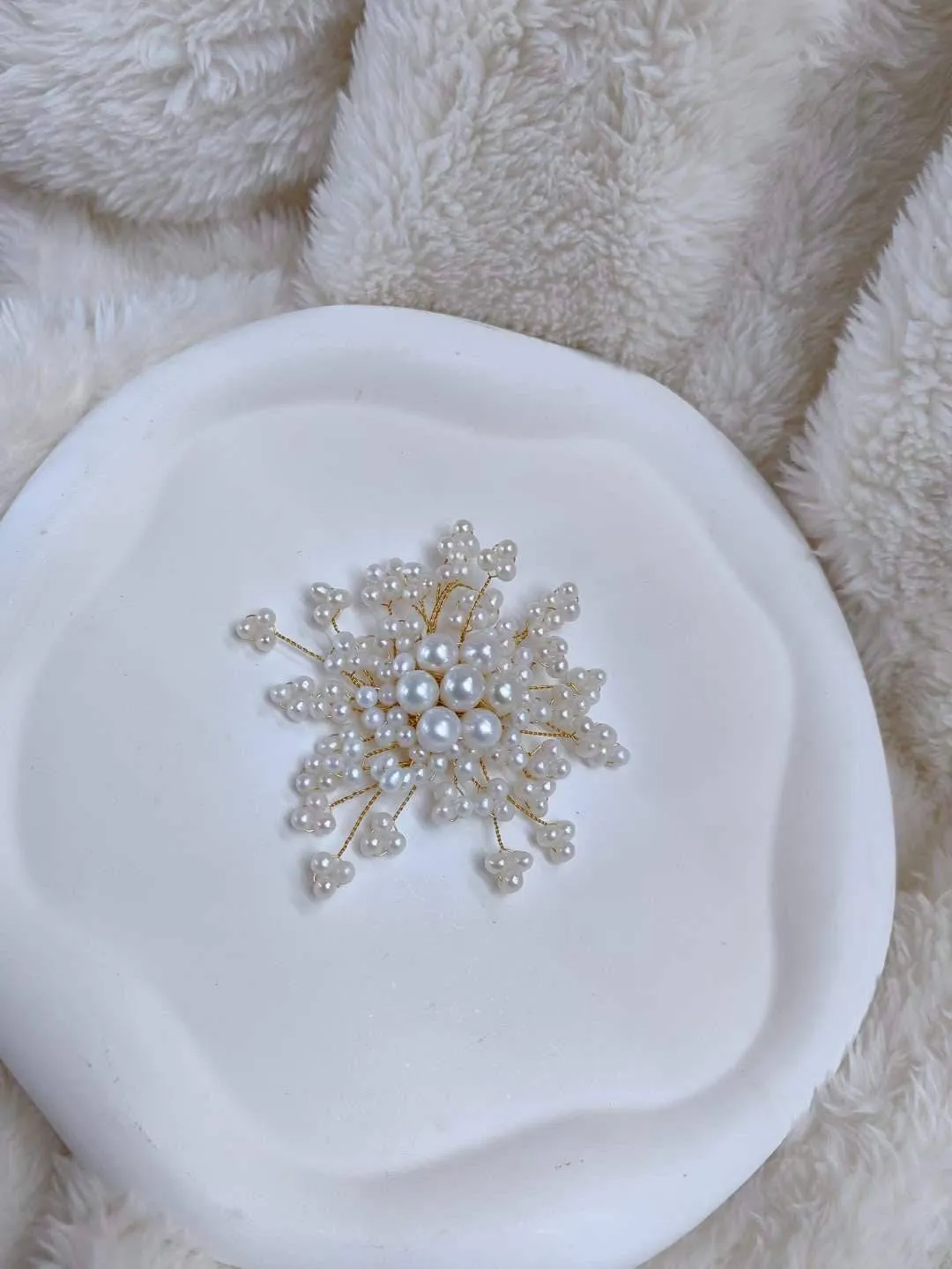 Freshwater Pearls Blossom Flower Brooch