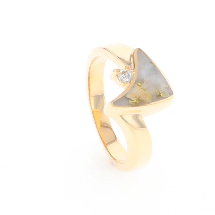 Gold Quartz Ring Boat Sail Inlaid Design with .04ct Round Diamond
