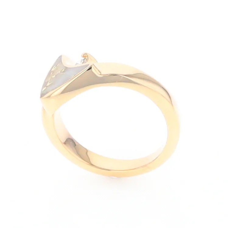 Gold Quartz Ring Boat Sail Inlaid Design with .04ct Round Diamond