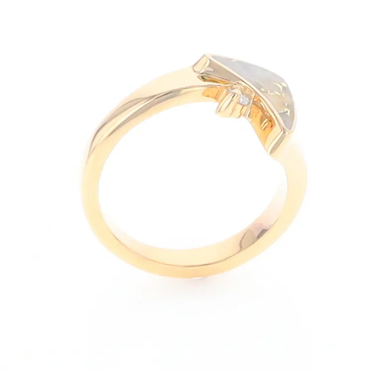 Gold Quartz Ring Boat Sail Inlaid Design with .04ct Round Diamond