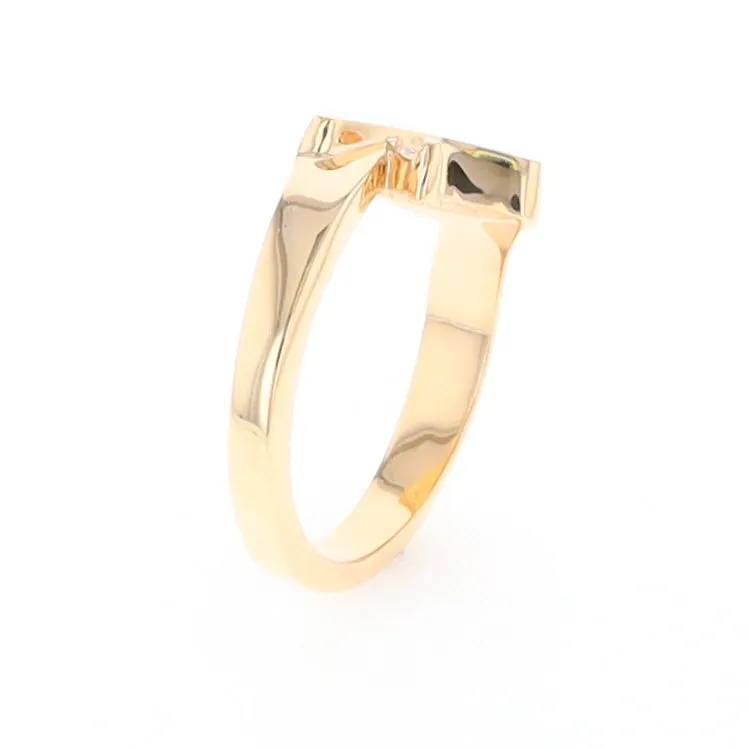 Gold Quartz Ring Boat Sail Inlaid Design with .04ct Round Diamond