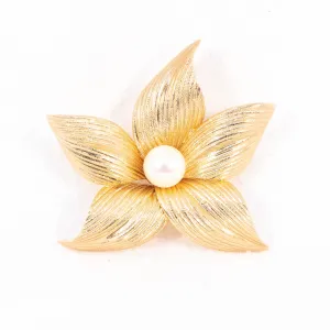 Grosse Germany 1964 Flower Brooch