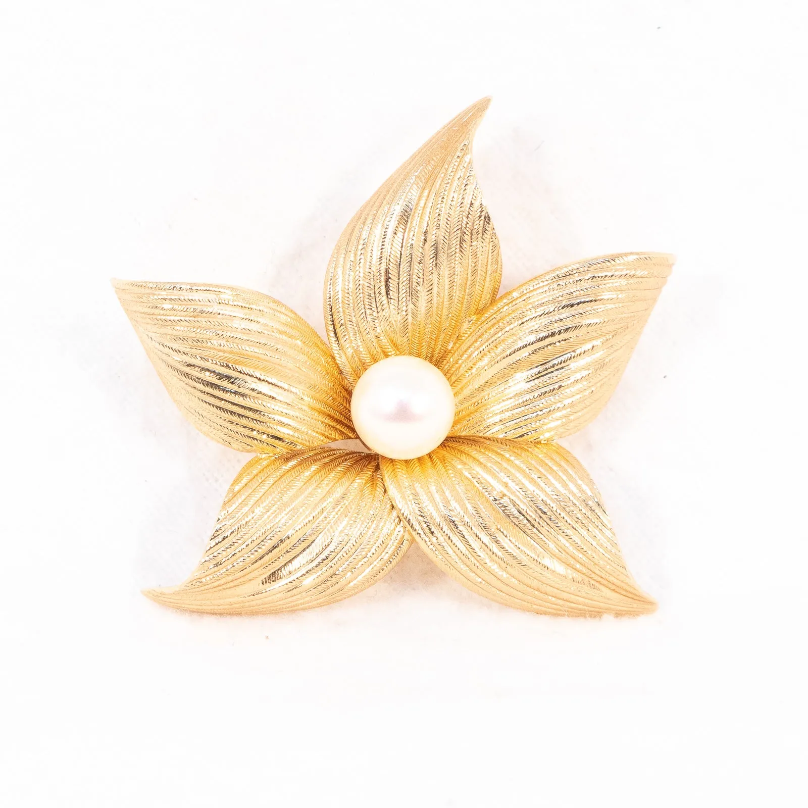 Grosse Germany 1964 Flower Brooch