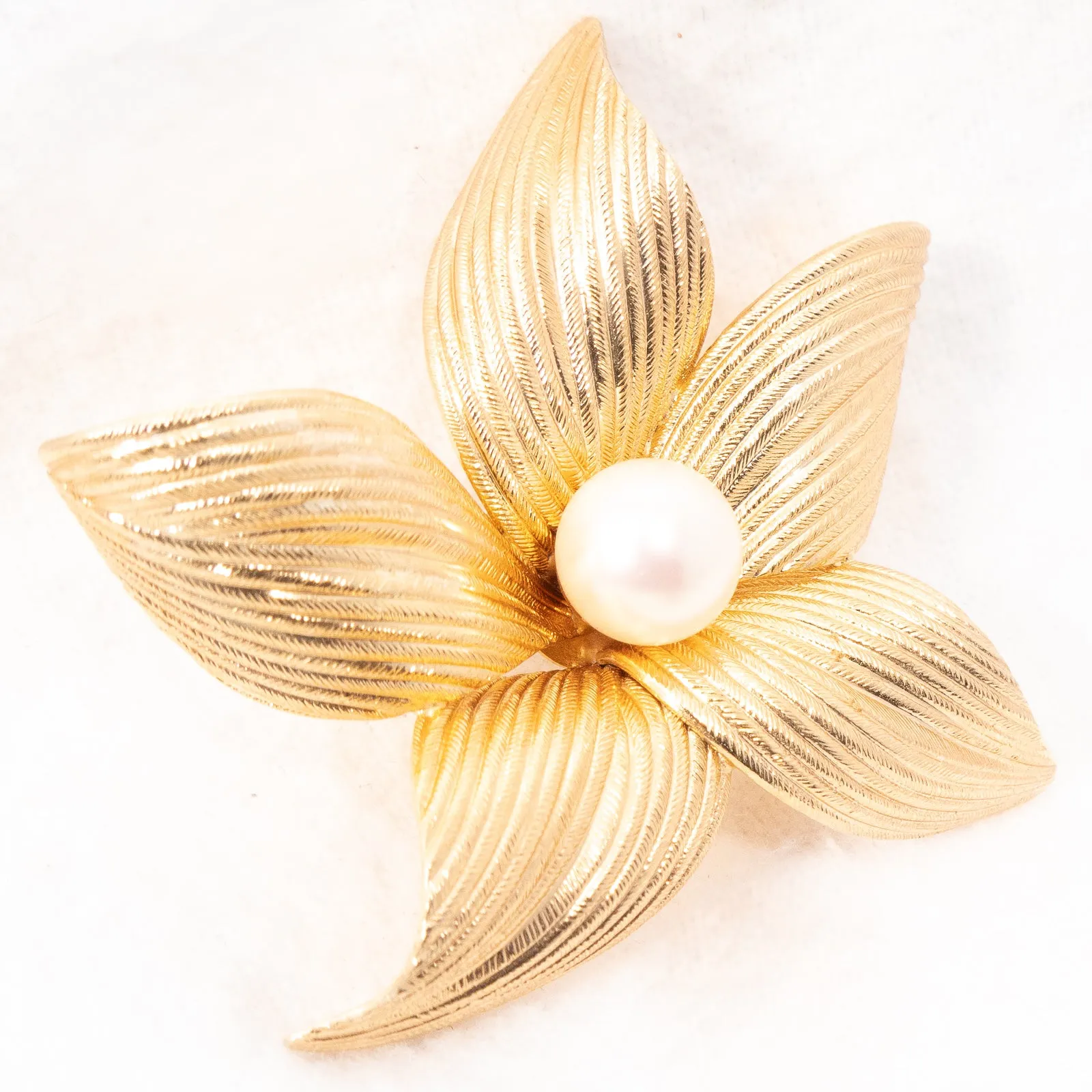 Grosse Germany 1964 Flower Brooch