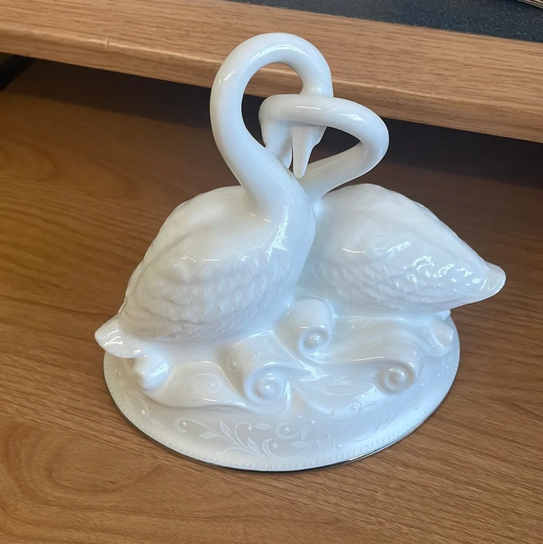 Lenox Opal Innocence Swans Wedding