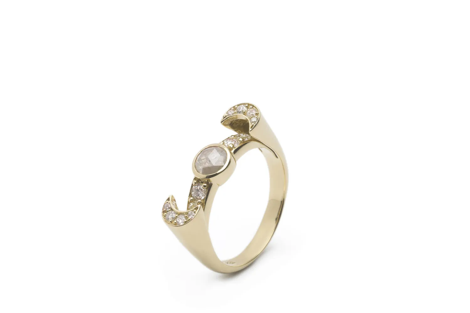 Luna Ring Opal Cabochon