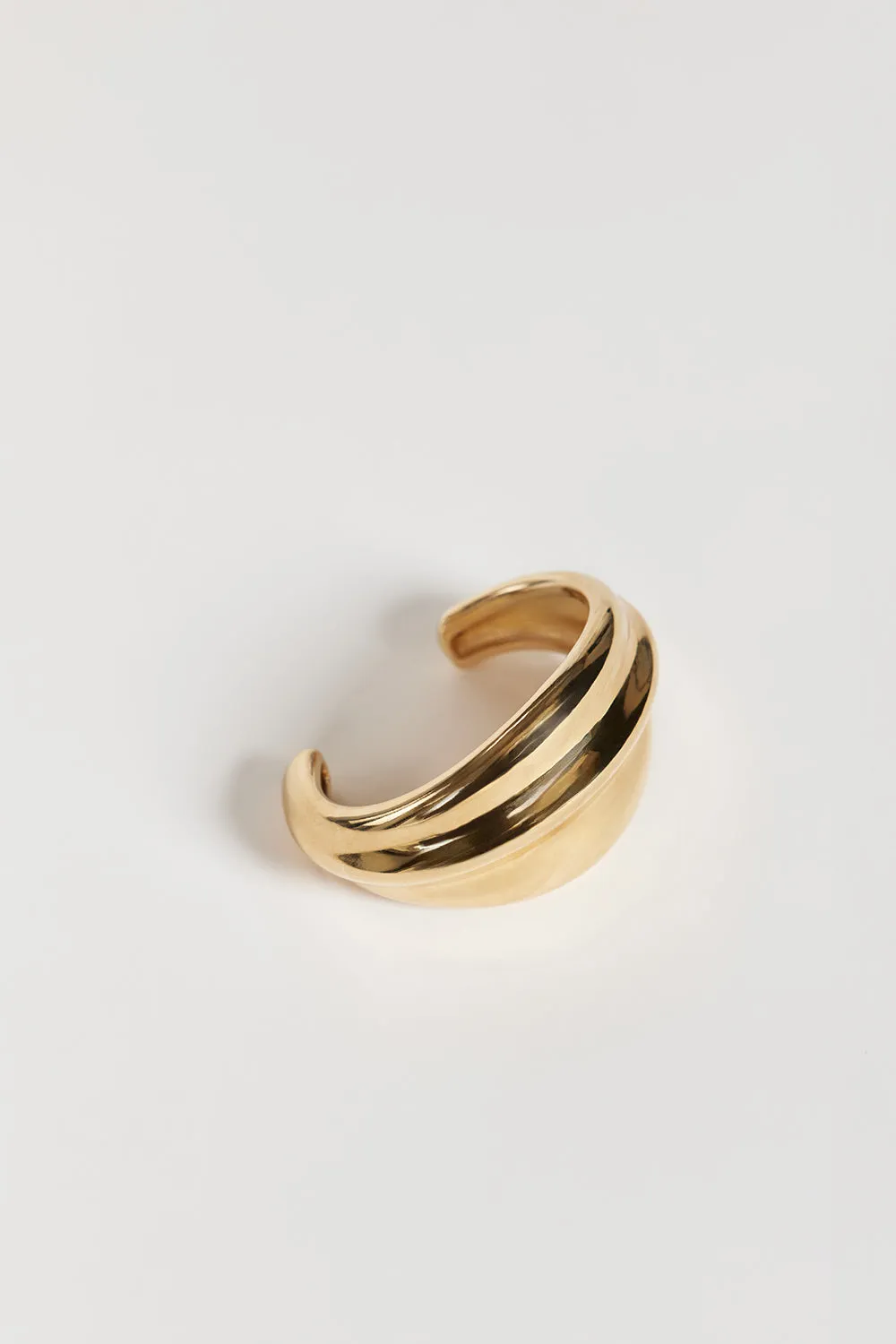 MÉGA SIMONE GOLD CUFF BRACELET