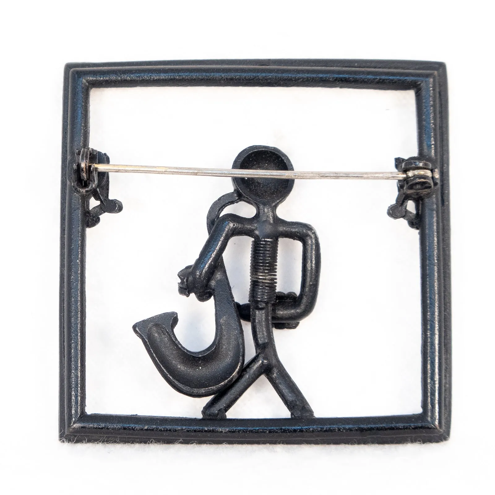 Saxophone Player Trembler Brooch