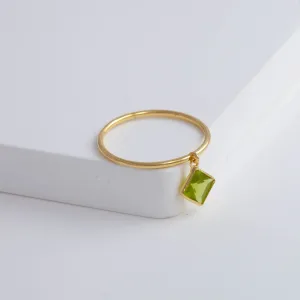 Swinging square peridot ring