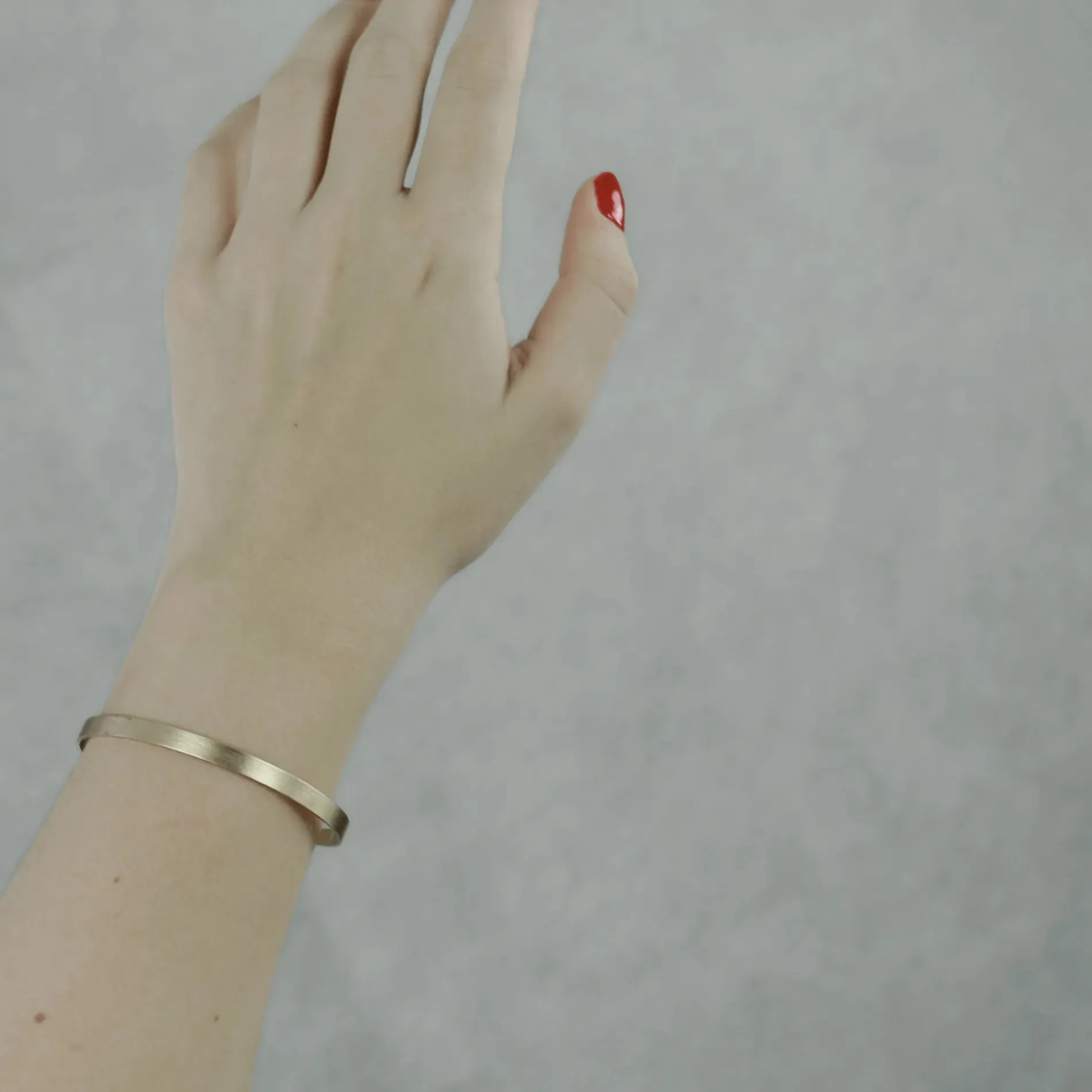 Theia Simple Cuff Bracelet Gold Plating