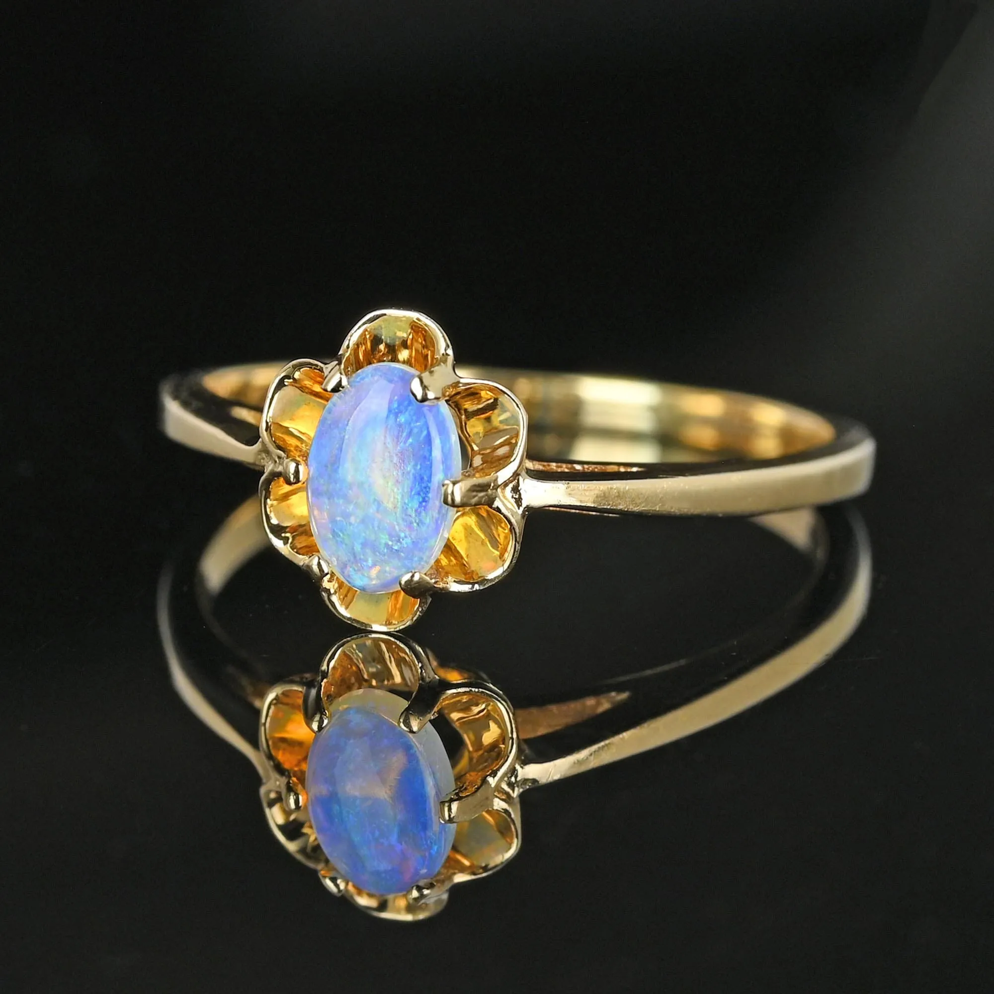 Vintage Gold Buttercup Opal Solitaire Ring