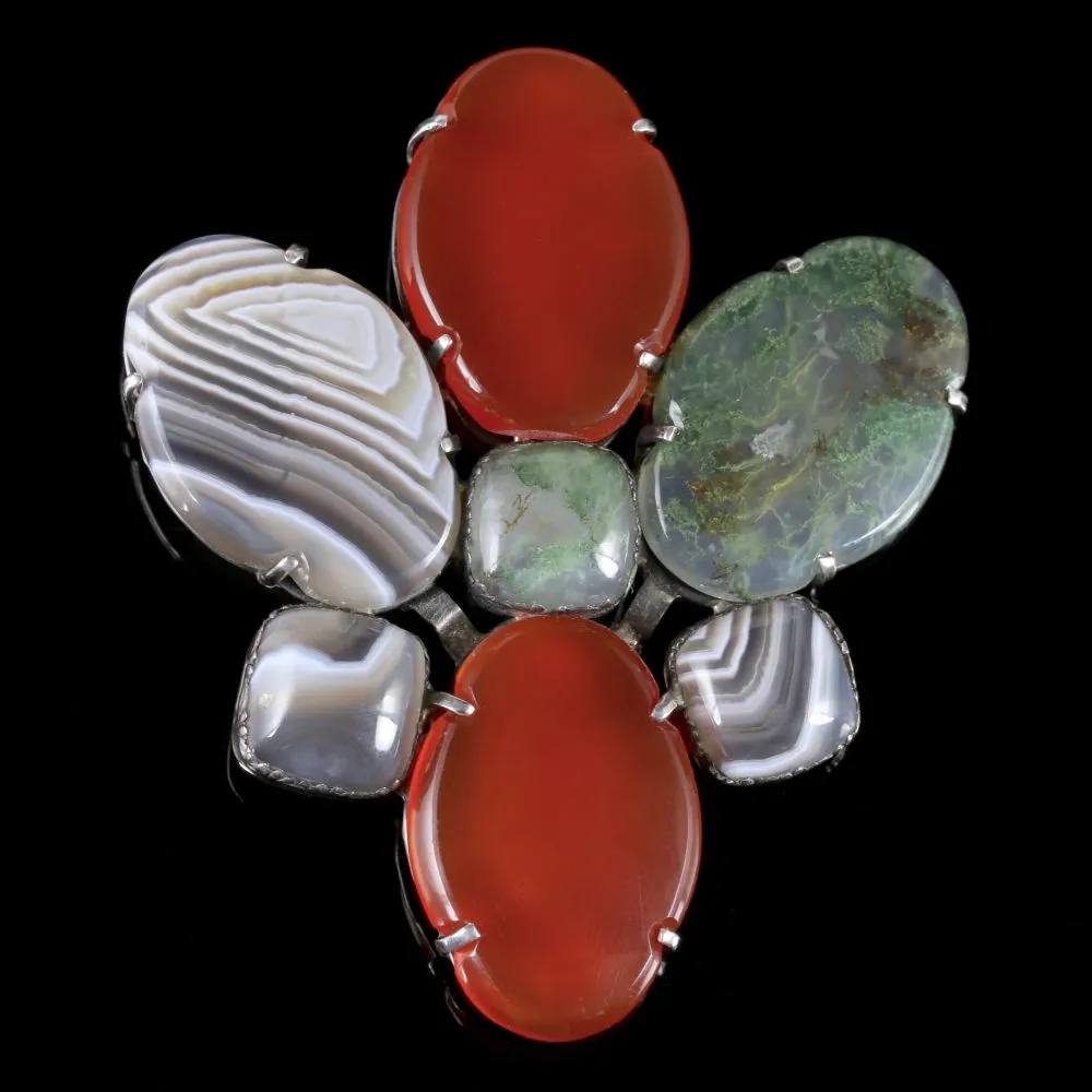 Vintage Scottish Brooch Agate Carnelian Silver