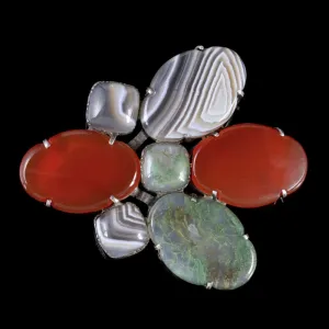 Vintage Scottish Brooch Agate Carnelian Silver