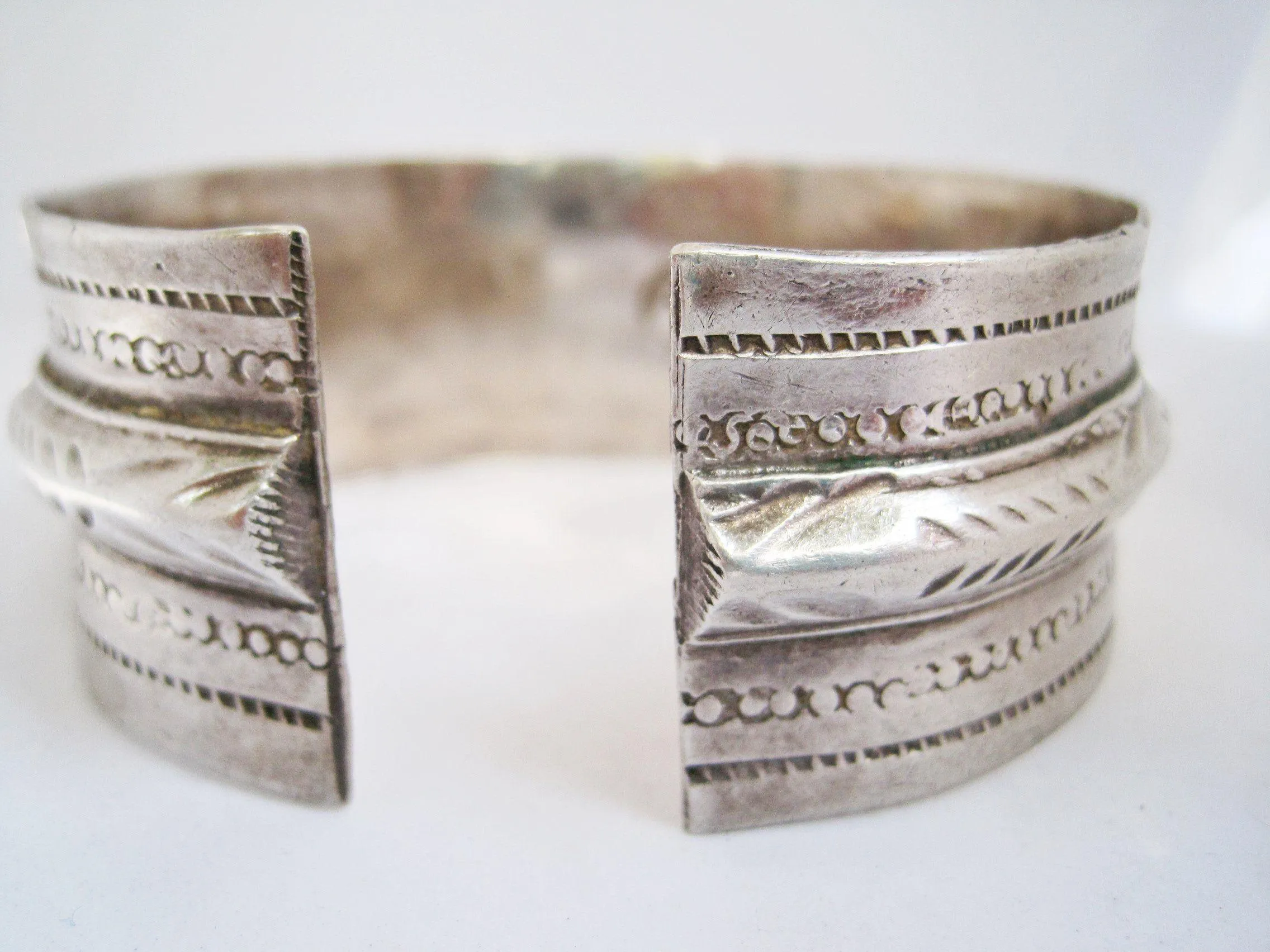 Vintage Tunisian Cuff Bracelet Made of Silver